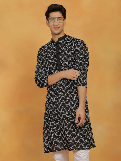 Vastramay Men's Black And White Cotton Kurta And Pyjama Set